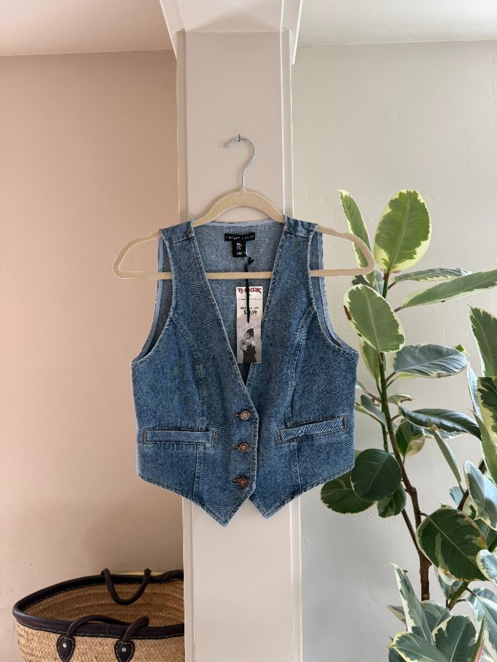 Sincerely Jules Vest